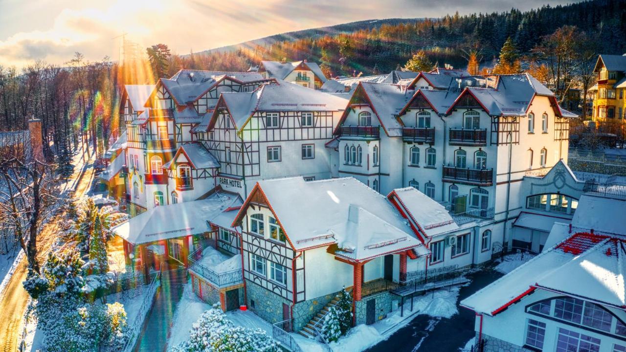 Park Hotel Kur & Spa Świeradów-Zdrój Εξωτερικό φωτογραφία